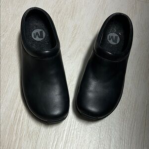 Merrell Black Leather Mules